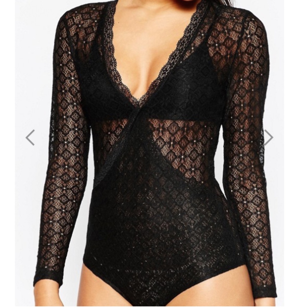 NWT - NaaNaa Longsleeve Lace Bodysuit